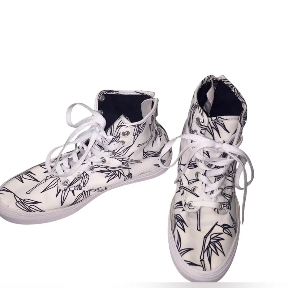 Vans  High Top Lace up with zip back canvas shoe